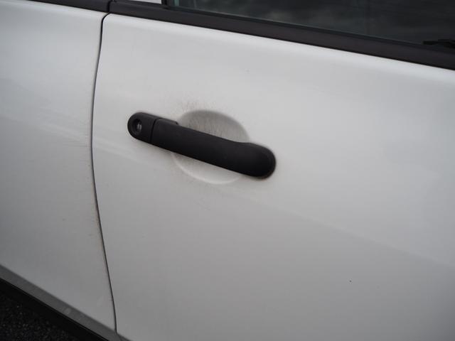 ランサーカーゴ １６Ｍ　商用バン　元公用車　キーレス　ＥＴＣ　電動格納ミラー　ラジオ　前席パワーウィンドウ　ディーラー記録簿付　スタットレスタイヤ付　１００Ｖ電源　助手席テーブル　車検整備付（54枚目）