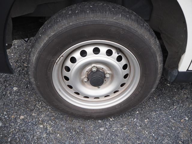 ランサーカーゴ １６Ｍ　商用バン　元公用車　キーレス　ＥＴＣ　電動格納ミラー　ラジオ　前席パワーウィンドウ　ディーラー記録簿付　スタットレスタイヤ付　１００Ｖ電源　助手席テーブル　車検整備付（56枚目）