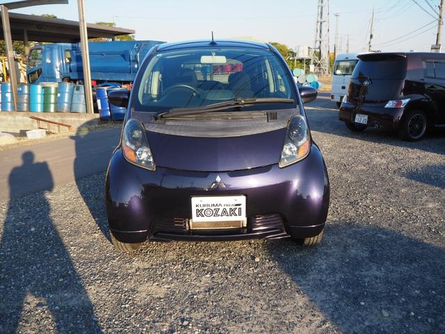 アイ Ｔ　ターボ　ミッドシップエンジン　スマートキー　オートライト　オートエアコン　ＨＩＤヘッドライト　アルミホイール　ブラック内装　ワンセグＴＶブルートゥース接続付きナビ　バックカメラ　車検整備付（3枚目）