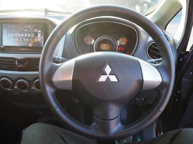 アイ Ｔ　ターボ　ミッドシップエンジン　スマートキー　オートライト　オートエアコン　ＨＩＤヘッドライト　アルミホイール　ブラック内装　ワンセグＴＶブルートゥース接続付きナビ　バックカメラ　車検整備付（11枚目）