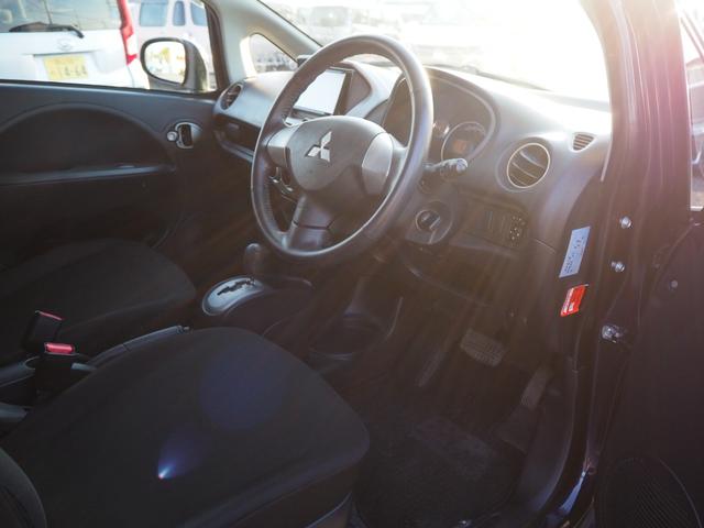 アイ Ｔ　ターボ　ミッドシップエンジン　スマートキー　オートライト　オートエアコン　ＨＩＤヘッドライト　アルミホイール　ブラック内装　ワンセグＴＶブルートゥース接続付きナビ　バックカメラ　車検整備付（23枚目）