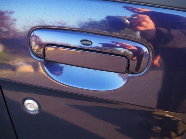 アイ Ｔ　ターボ　ミッドシップエンジン　スマートキー　オートライト　オートエアコン　ＨＩＤヘッドライト　アルミホイール　ブラック内装　ワンセグＴＶブルートゥース接続付きナビ　バックカメラ　車検整備付（42枚目）