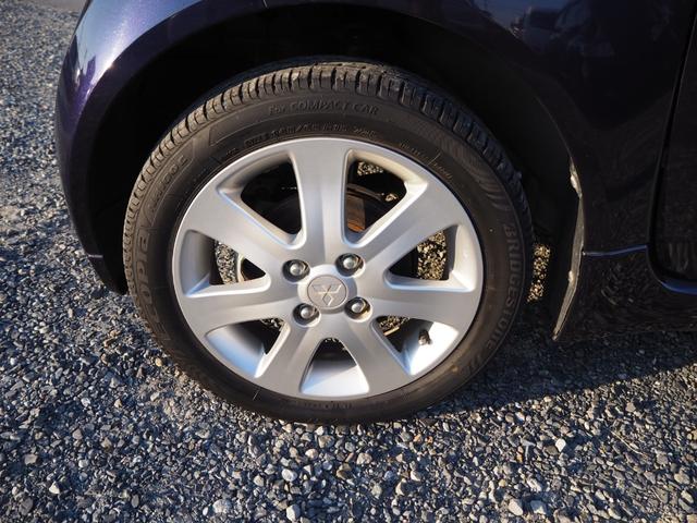 アイ Ｔ　ターボ　ミッドシップエンジン　スマートキー　オートライト　オートエアコン　ＨＩＤヘッドライト　アルミホイール　ブラック内装　ワンセグＴＶブルートゥース接続付きナビ　バックカメラ　車検整備付（53枚目）