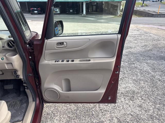 N-BOX G プッシュスタート タイミングチェーン 社外ナビ アルミホイール(16枚目)