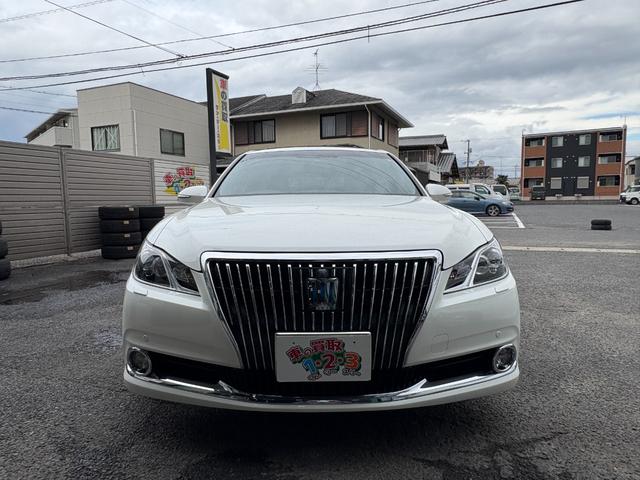 クラウンマジェスタ Ｆバージョン　ワンオーナー／純正ナビフルセグＴＶ／ブラインドスポットモニター／前後席シートヒーター／ベンチレーション（運転席・助手席）／パワーシート／リアウィンドウ電動シェード／全ドアイージークローザー／サンルーフ（2枚目）