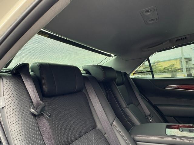 クラウンマジェスタ Ｆバージョン　ワンオーナー／純正ナビフルセグＴＶ／ブラインドスポットモニター／前後席シートヒーター／ベンチレーション（運転席・助手席）／パワーシート／リアウィンドウ電動シェード／全ドアイージークローザー／サンルーフ（15枚目）