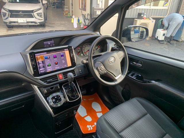 ヴォクシー ＺＳ　煌　ワンオーナー／アルパイン１１インチナビＴＶ／アルパイン１２．８インチフリップダウンモニター／両側パワースライドドア／スマートキー／ＥＴＣ／フロント・サイド・バックカメラ（4枚目）