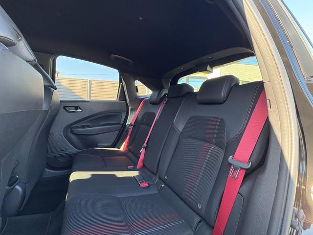 オーラ ニスモ インテリジェントアラウンドビューモニター/インテリジェントルームミラー/日産コネクト/プロパイロット/クリアランスソナー/前席シートヒーター/ステアリングヒーター/ブラインドスポットモニター/ETC(19枚目)