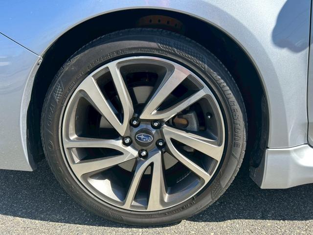 レヴォーグ 1.6GT-Sアイサイト 純正ナビ/TV/バックカメラ/ETC/パワーシート/衝突軽減/レーンアシスト/純正アルミ(10枚目)