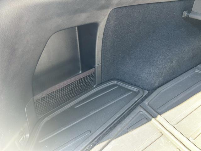 レヴォーグ 1.6GT-Sアイサイト 純正ナビ/TV/バックカメラ/ETC/パワーシート/衝突軽減/レーンアシスト/純正アルミ(26枚目)