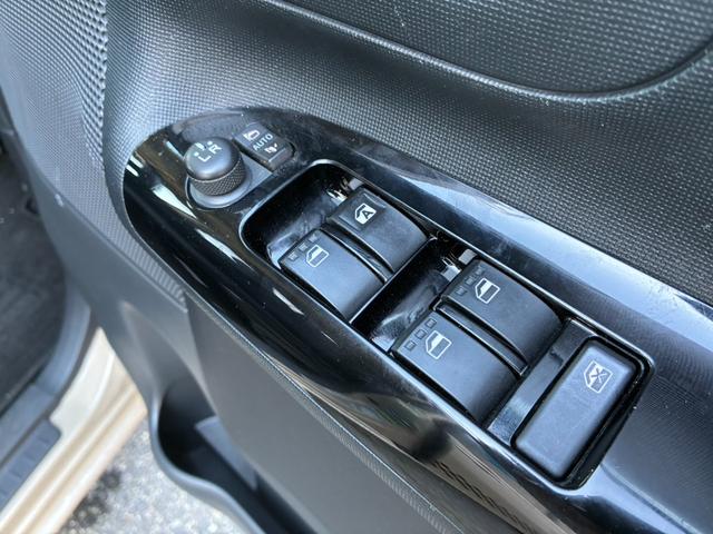 ムーヴキャンバス Ｘ　ＳＡＩＩＩ　キャンバス専用キャリア／両側スライドドア／銀メッキホイールカバー／ダイハツスマートアシスト／Ｂｌｕｅｔｏｏｔｈオーディオ／ＵＳＢ（26枚目）