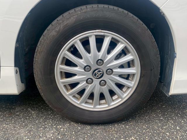 ヴォクシー ハイブリッドＶ　純正９インチナビ／ＴＶ／Ｂｌｕｅｔｏｏｔｈ／バックカメラ／両側パワースライドドア／フリップダウンモニター／純正アルミ／クルーズコントロール／ＥＴＣ／シートヒーター／セーフティーセンス（19枚目）