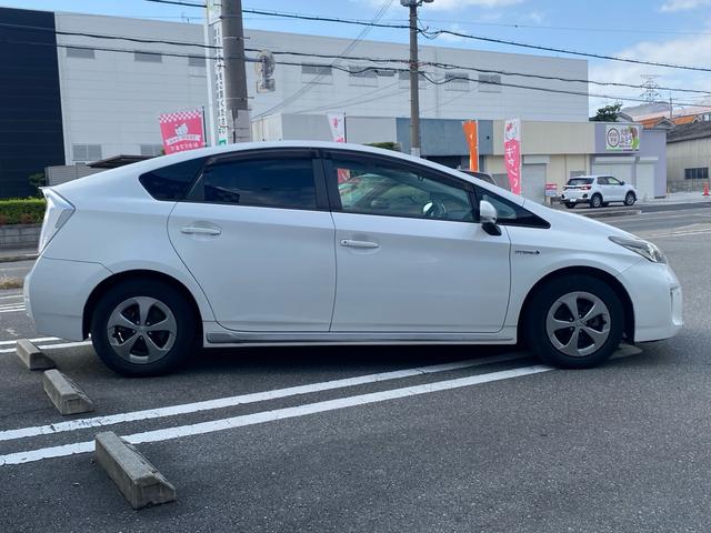 プリウス Sマイコーデ ユーザー買取/純正ナビTV/Bカメラ/BIuetooth/レザーシート/ETC/スマート&プッシュスタート(5枚目)