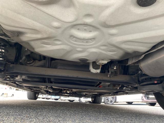 プリウス Sマイコーデ ユーザー買取/純正ナビTV/Bカメラ/BIuetooth/レザーシート/ETC/スマート&プッシュスタート(24枚目)