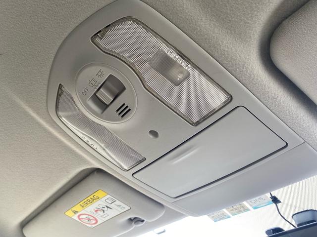 プリウス Sマイコーデ ユーザー買取/純正ナビTV/Bカメラ/BIuetooth/レザーシート/ETC/スマート&プッシュスタート(38枚目)