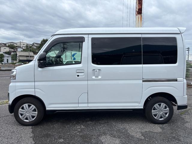 アトレー RS 2名登録 大型収納 リチウム400Ah 12Vクーラー 2000Wインバーター 電子レンジ リヤTV 走行充電 外部充電 10インチナビ リヤショック交換 シャシー防錆塗装 対面レイアウト(4枚目)