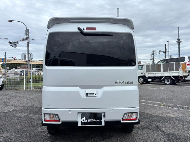 アトレー RS 2名登録 大型収納 リチウム400Ah 12Vクーラー 2000Wインバーター 電子レンジ リヤTV 走行充電 外部充電 10インチナビ リヤショック交換 シャシー防錆塗装 対面レイアウト(6枚目)