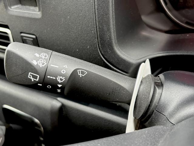 アトレー RS 2名登録 大型収納 リチウム400Ah 12Vクーラー 2000Wインバーター 電子レンジ リヤTV 走行充電 外部充電 10インチナビ リヤショック交換 シャシー防錆塗装 対面レイアウト(14枚目)