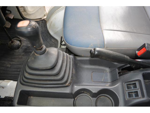 サンバートラック TC 新品タイヤ 4WD 5MT エアコン パワステ(15枚目)