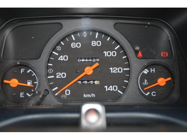 サンバートラック TC 新品タイヤ 4WD 5MT エアコン パワステ(19枚目)