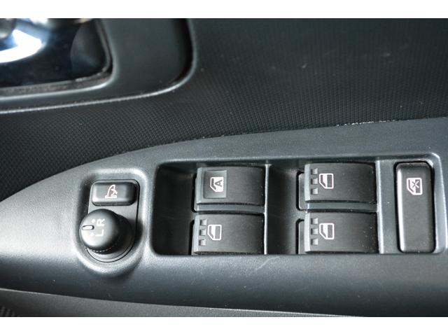 タント カスタムＶセレクション　新品タイヤ　社外ナビ　フルセグ　バックカメラ　ＥＴＣ　スマートキー　オートエアコン　スライドドア（18枚目）