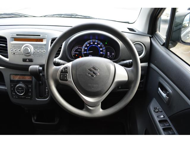 ワゴンＲ ＦＸリミテッド　新品タイヤ　４ＷＤ　スマートキー　プッシュスタート　オートエアコン（12枚目）