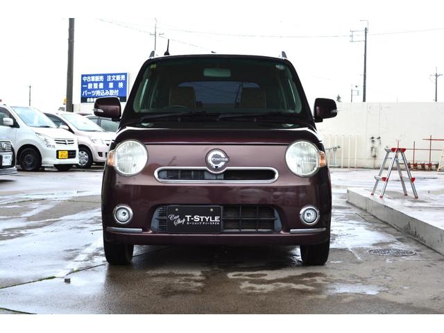 ミラココア ココアプラスＸスペシャルコーデ　新品タイヤ　純正ナビ　地デジ　バックカメラ　シートカバー　ＥＴＣ　オートエアコン（3枚目）