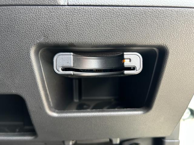 タント カスタムRS トップエディションリミテッドSAIII 7インチナビ パノラマモニター フルセグTV Bluetooth 両側電動スライドドア 衝突被害軽減ブレーキ スマートキー プッシュスタート ETC オートLEDヘッドライト 車検整備付き 禁煙車(9枚目)