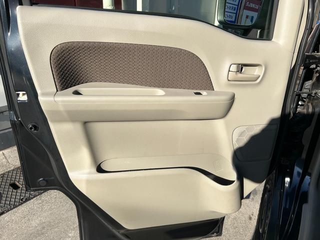 ミニキャブバン ブラボー　ＣＤオーディオ　キーレス　スペアキー　ＥＴＣ　４ＡＴ　電格ミラー　パワーウィンドウ　エアコン　アームレスト　オールテレーンタイヤ　シガーソケット　ヘッドライトレベライザー　車検整備付き（51枚目）