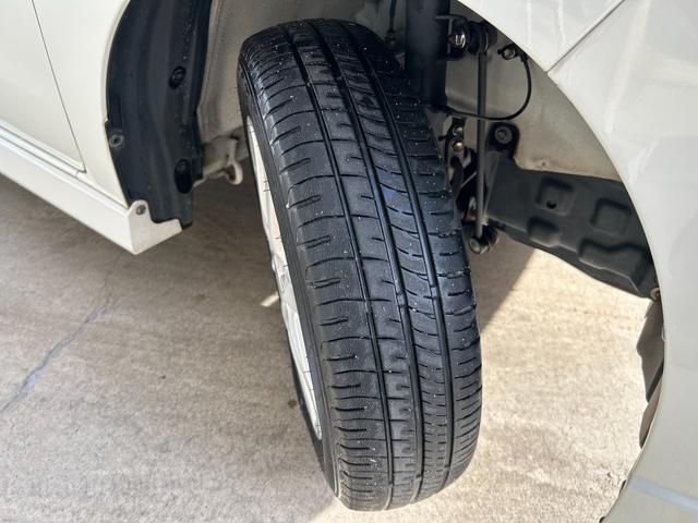 ムーヴ カスタム　Ｘリミテッド　ユーザー買取車　純正ナビ　バックモニター　ワンセグＴＶ　スマートキー　プッシュスタート　ドライブレコーダー　ＨＩＤヘッドライト　オートエアコン　エコアイドル　純正１４インチＡＷ　車検令和９年４月（36枚目）