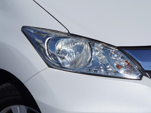 フリード Ｇジャストセレクション　ワンオーナー　ナビ　バックカメラ　ＥＴＣ　６人乗り　片側電動スライドドア　Ｂｌｕｅｔｏｏｔｈ　フルセグＴＶ　ミュージックラック　ＤＶＤ　ＨＩＤヘッドライト　スマートキー　横滑り防止装置　ドアバイザー（11枚目）