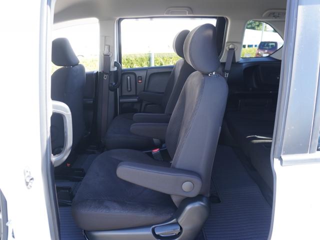 フリード Ｇジャストセレクション　ワンオーナー　ナビ　バックカメラ　ＥＴＣ　６人乗り　片側電動スライドドア　Ｂｌｕｅｔｏｏｔｈ　フルセグＴＶ　ミュージックラック　ＤＶＤ　ＨＩＤヘッドライト　スマートキー　横滑り防止装置　ドアバイザー（26枚目）