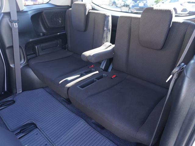 フリード Ｇジャストセレクション　ワンオーナー　ナビ　バックカメラ　ＥＴＣ　６人乗り　片側電動スライドドア　Ｂｌｕｅｔｏｏｔｈ　フルセグＴＶ　ミュージックラック　ＤＶＤ　ＨＩＤヘッドライト　スマートキー　横滑り防止装置　ドアバイザー（27枚目）