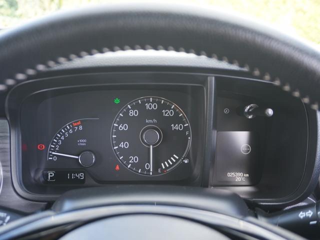 【メーター】メーターも見やすいレイアウトなので安心ドライブをサポートします