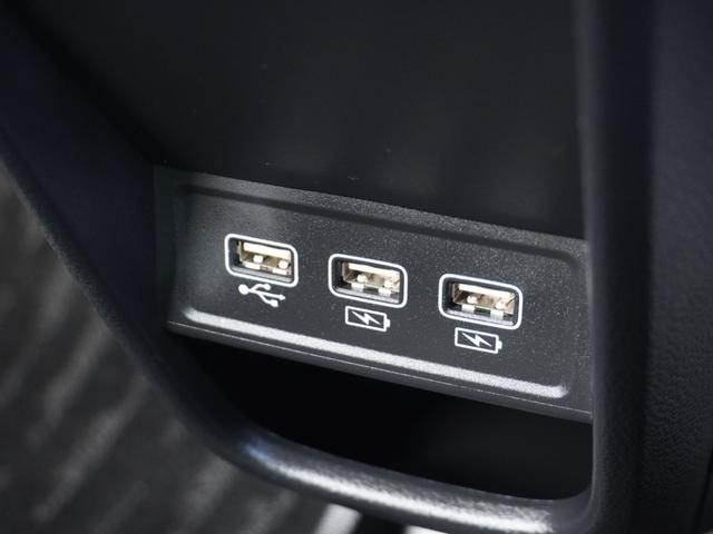 【ＵＳＢ接続】ＵＳＢ接続も可能です。スマホと連動して音楽も再生可能です。お近くのホンダカーズ総社までお越しください。