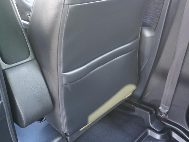 Ｎ－ＯＮＥ プレミアムツアラー　ワンオーナー　純正ナビ　バックカメラ　ＥＴＣ　パドルシフト　Ｂｌｕｅｔｏｏｔｈ　地デジＴＶ　クルーズコントロール　ＨＩＤヘッドライト　１５インチ純正アルミホイール　赤／黒ツートン　オールシーズンマット（33枚目）