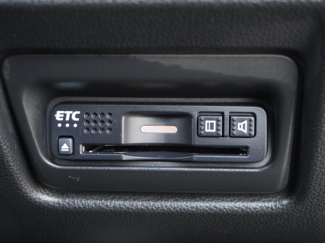 ステップワゴンスパーダ スパーダハイブリッドG・EXホンダセンシング ワンオーナー 9inインターナビ ドラレコ バックカメラ ETC シートヒーター 両側電動スライドドア アダプティブクルーズコントロール フルセグTV Bluetooth 16インチ純正アルミホイール(8枚目)