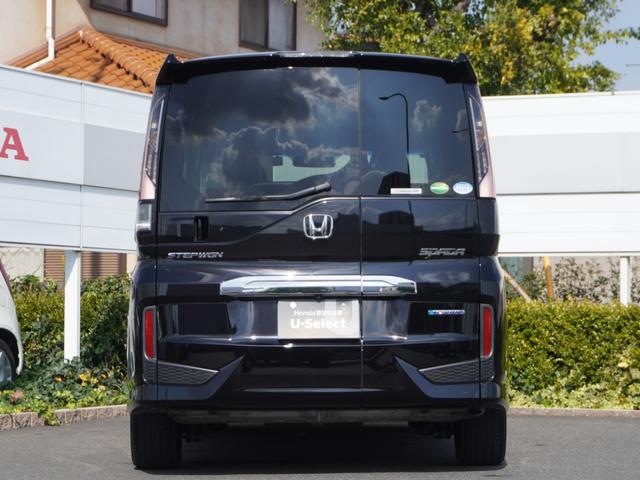 ステップワゴンスパーダ スパーダハイブリッドG・EXホンダセンシング ワンオーナー 9inインターナビ ドラレコ バックカメラ ETC シートヒーター 両側電動スライドドア アダプティブクルーズコントロール フルセグTV Bluetooth 16インチ純正アルミホイール(17枚目)