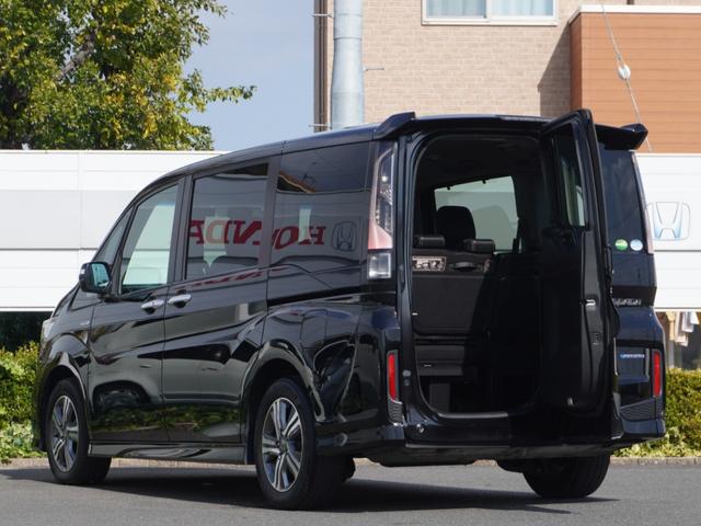 ステップワゴンスパーダ スパーダハイブリッドG・EXホンダセンシング ワンオーナー 9inインターナビ ドラレコ バックカメラ ETC シートヒーター 両側電動スライドドア アダプティブクルーズコントロール フルセグTV Bluetooth 16インチ純正アルミホイール(20枚目)