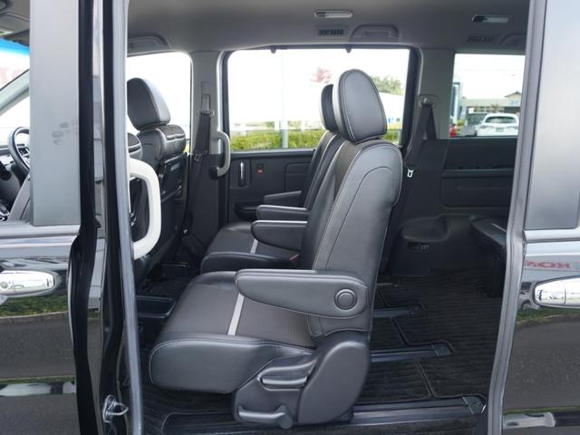 ステップワゴンスパーダ スパーダハイブリッドG・EXホンダセンシング ワンオーナー 9inインターナビ ドラレコ バックカメラ ETC シートヒーター 両側電動スライドドア アダプティブクルーズコントロール フルセグTV Bluetooth 16インチ純正アルミホイール(32枚目)