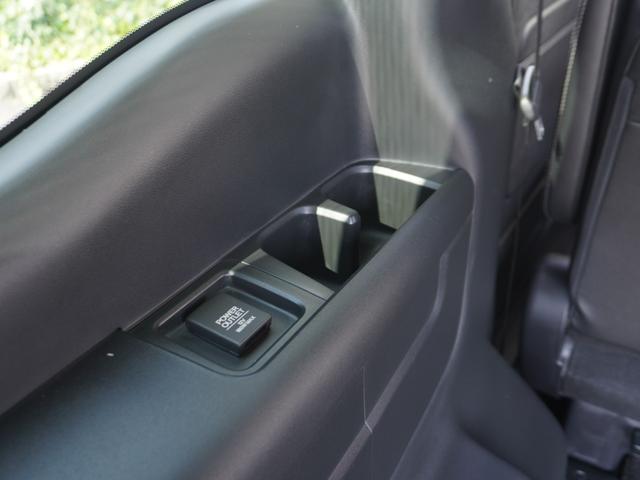 ステップワゴンスパーダ スパーダハイブリッドG・EXホンダセンシング ワンオーナー 9inインターナビ ドラレコ バックカメラ ETC シートヒーター 両側電動スライドドア アダプティブクルーズコントロール フルセグTV Bluetooth 16インチ純正アルミホイール(42枚目)