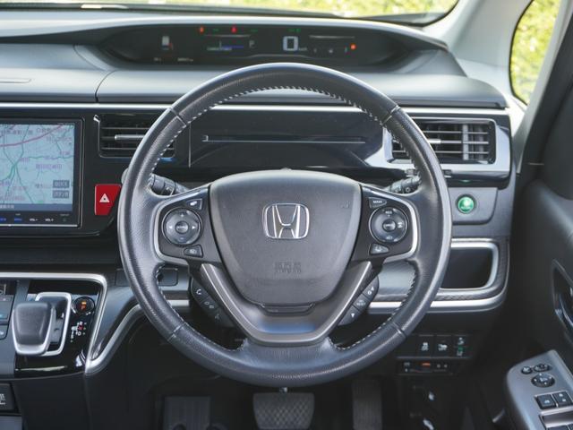 ステップワゴンスパーダ スパーダハイブリッドG・EXホンダセンシング ワンオーナー 9inインターナビ ドラレコ バックカメラ ETC シートヒーター 両側電動スライドドア アダプティブクルーズコントロール フルセグTV Bluetooth 16インチ純正アルミホイール(46枚目)