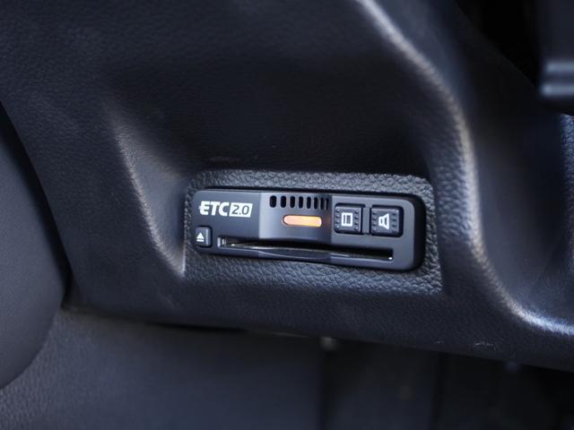 ヴェゼル ｅ：ＨＥＶＺ　ワンオーナー　禁煙車　９インチＨｏｎｄａＣＯＮＮＥＣＴナビ　バックカメラ　ＥＴＣ２．０　障害物センサー　シートヒーター　アダプティブクルーズコントロール　減速セレクター　ワイヤレス充電器　ＴＶ　ＬＤＡ（7枚目）