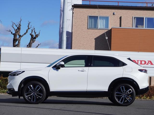 ヴェゼル ｅ：ＨＥＶＺ　ワンオーナー　禁煙車　９インチＨｏｎｄａＣＯＮＮＥＣＴナビ　バックカメラ　ＥＴＣ２．０　障害物センサー　シートヒーター　アダプティブクルーズコントロール　減速セレクター　ワイヤレス充電器　ＴＶ　ＬＤＡ（18枚目）