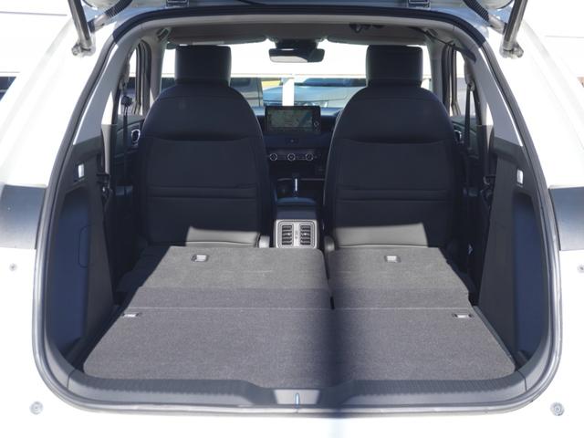 ヴェゼル ｅ：ＨＥＶＺ　ワンオーナー　禁煙車　９インチＨｏｎｄａＣＯＮＮＥＣＴナビ　バックカメラ　ＥＴＣ２．０　障害物センサー　シートヒーター　アダプティブクルーズコントロール　減速セレクター　ワイヤレス充電器　ＴＶ　ＬＤＡ（42枚目）