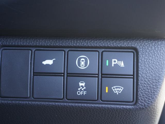 ヴェゼル ｅ：ＨＥＶＺ　ワンオーナー　禁煙車　９インチＨｏｎｄａＣＯＮＮＥＣＴナビ　バックカメラ　ＥＴＣ２．０　障害物センサー　シートヒーター　アダプティブクルーズコントロール　減速セレクター　ワイヤレス充電器　ＴＶ　ＬＤＡ（52枚目）