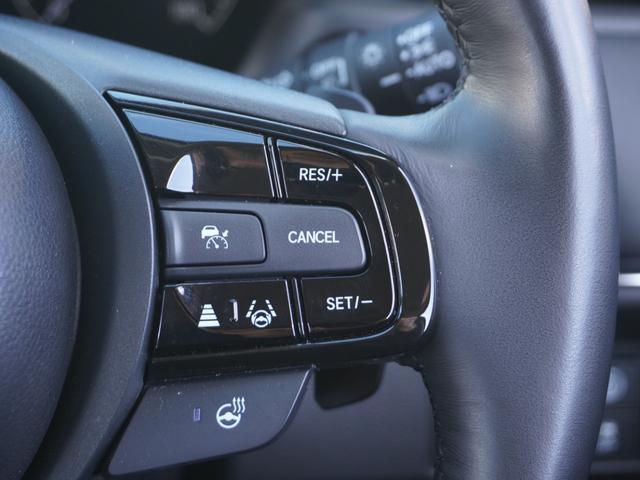 ヴェゼル ｅ：ＨＥＶＺ　ワンオーナー　禁煙車　９インチＨｏｎｄａＣＯＮＮＥＣＴナビ　バックカメラ　ＥＴＣ２．０　障害物センサー　シートヒーター　アダプティブクルーズコントロール　減速セレクター　ワイヤレス充電器　ＴＶ　ＬＤＡ（56枚目）