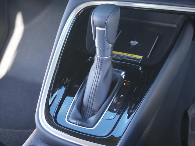 ヴェゼル ｅ：ＨＥＶＺ　ワンオーナー　禁煙車　９インチＨｏｎｄａＣＯＮＮＥＣＴナビ　バックカメラ　ＥＴＣ２．０　障害物センサー　シートヒーター　アダプティブクルーズコントロール　減速セレクター　ワイヤレス充電器　ＴＶ　ＬＤＡ（62枚目）