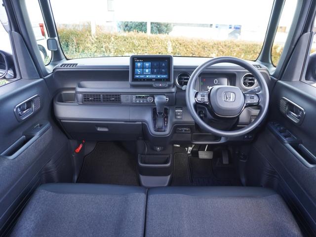 Ｎ－ＢＯＸカスタム ベースグレード　ワンオーナー　禁煙車　８インチディスプレイオーディオ　前後ドラレコ　バックカメラ　前後コーナーセンサ　シートヒーター　ＥＴＣ　アダプティブクルーズコントロール　片側電動スライドドア　ＬＥＤヘッドライト（4枚目）