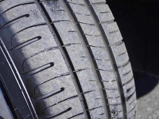 フィットハイブリッド Ｌパッケージ　ワンオーナー　禁煙車　衝突被害軽減ブレーキ　ホンダ純正ナビ　バックカメラ　ＥＴＣ　クルーズコントロール　フルセグＴＶ　スマートキー　プッシュスタート　ＬＥＤヘッドライト　横滑り防止装置　定期点検記録簿（22枚目）